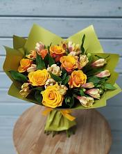 Букет цветов из:  Альстромерии и Розы в Радице-Крыловке