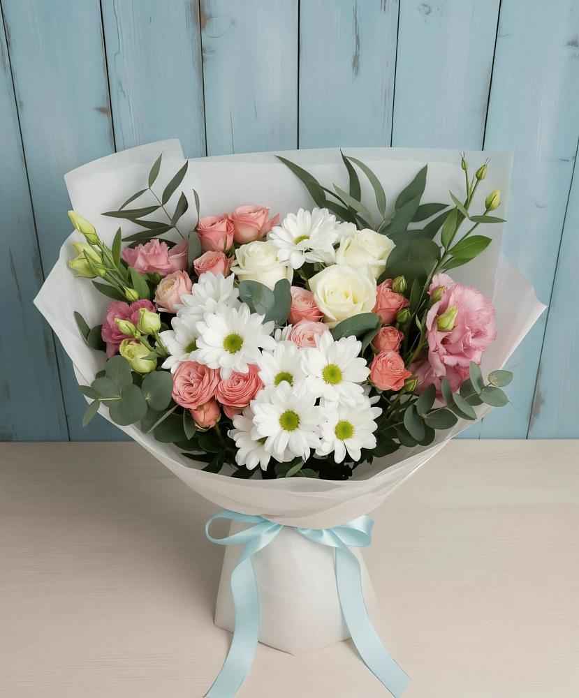 Букет цветов из: Розы, Лизиантусы и Хризантемы в Радице-Крыловке