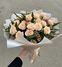 Букет Кремовые розы Латте в Радице-Крыловке