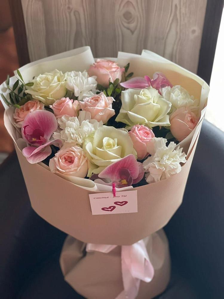 Букет цветов из: Орхидеи, Розы и Гвоздики в Радице-Крыловке