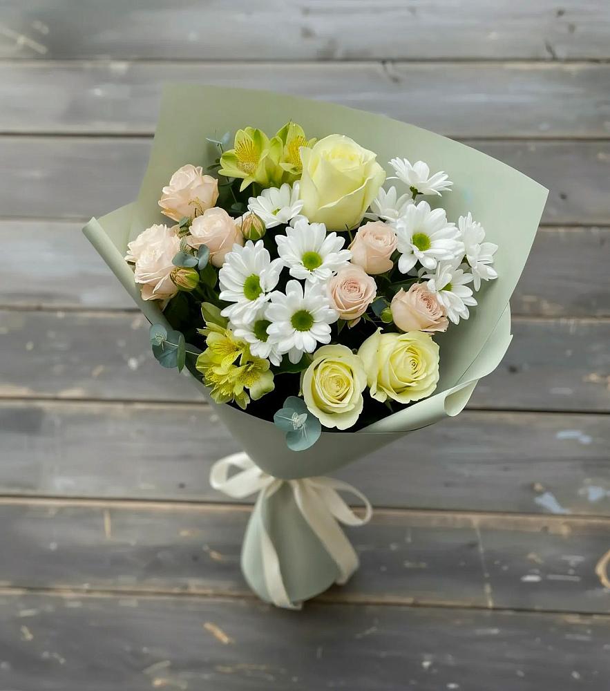 Букет цветов из: Альстромерии, Розы и Хризантемы в Радице-Крыловке