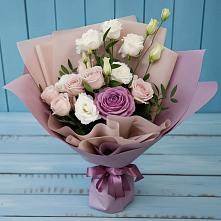 Букет цветов из:  Розы и Лизиантусы в Радице-Крыловке