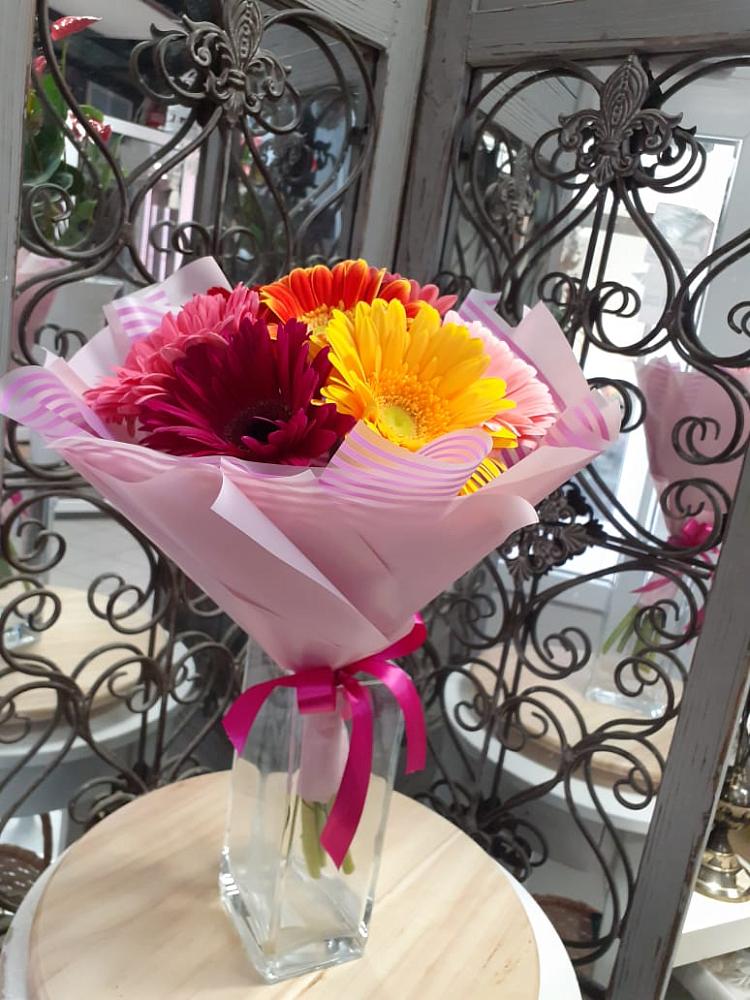 Букет цветов из: Герберы в Радице-Крыловке