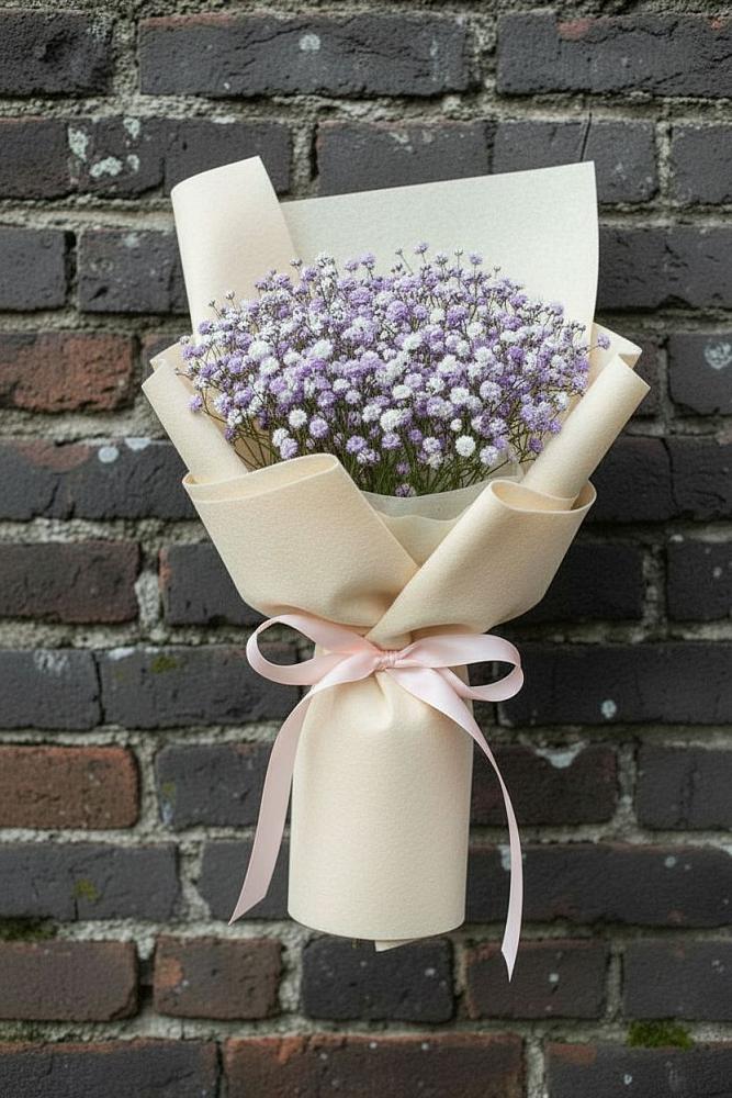 Букет цветов из: Гипсофила в Радице-Крыловке