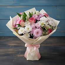 Букет цветов из:  Хризантемы, Альстромерии и Розы в Радице-Крыловке